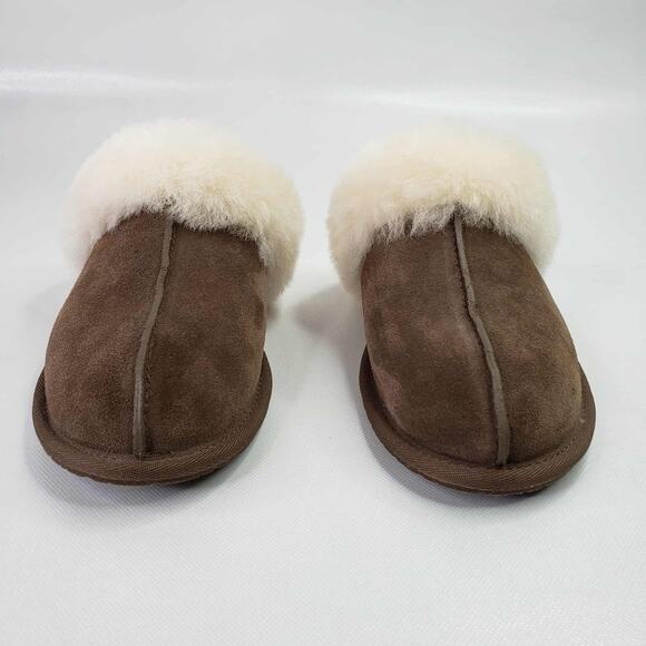 UGG Women's Scuffette Suede Sheepskin Thin soled Espresso Brown Slipper Size 7 - Picture 3 of 12